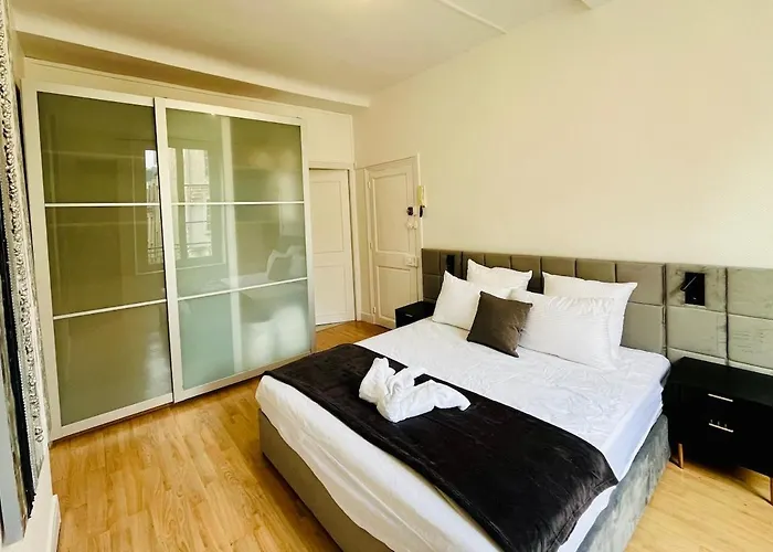 Apartment Lovely Place In Caen's Historic Center